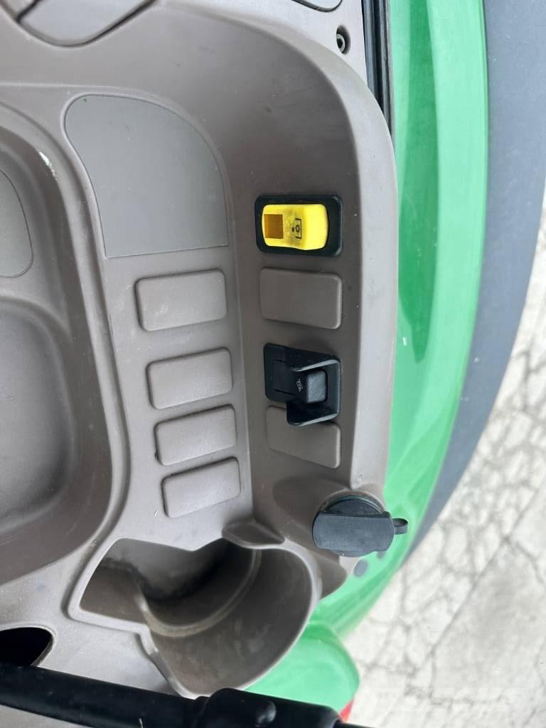 John Deere 5090 M Trattori