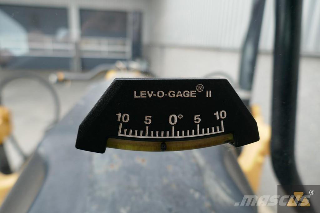 CAT 120M Motorgraders