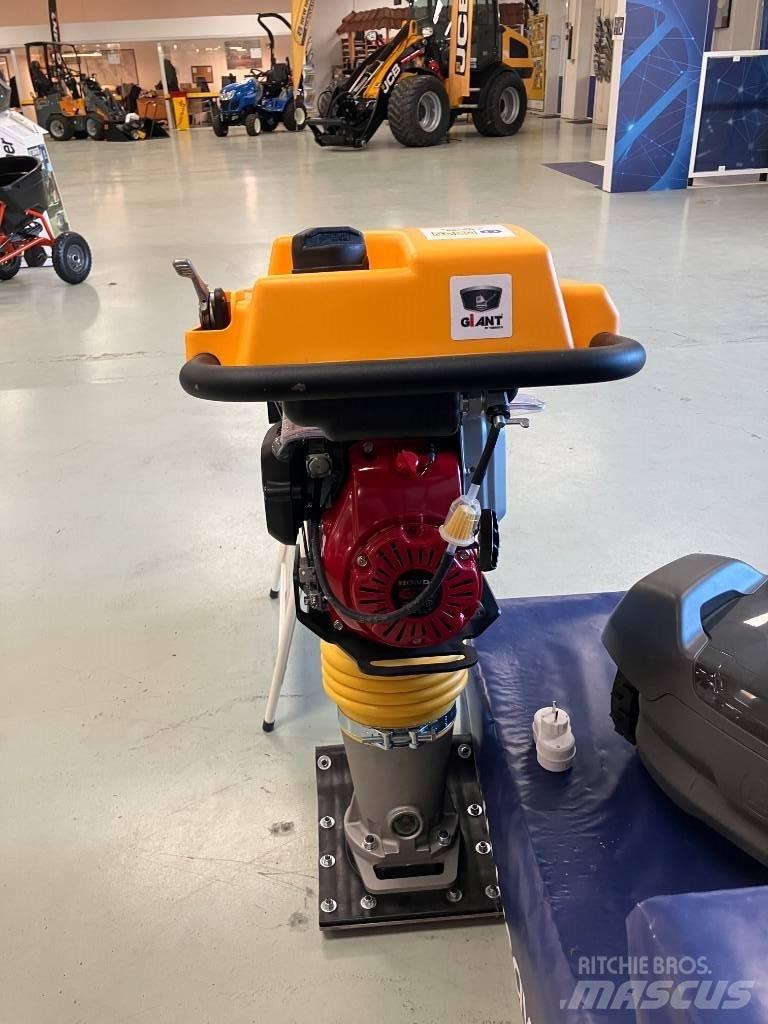 GiANT GR580G Vibrocostipatore verticale