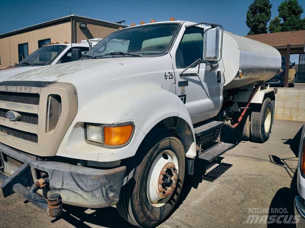 Ford F 750 XL SD Autocisterne