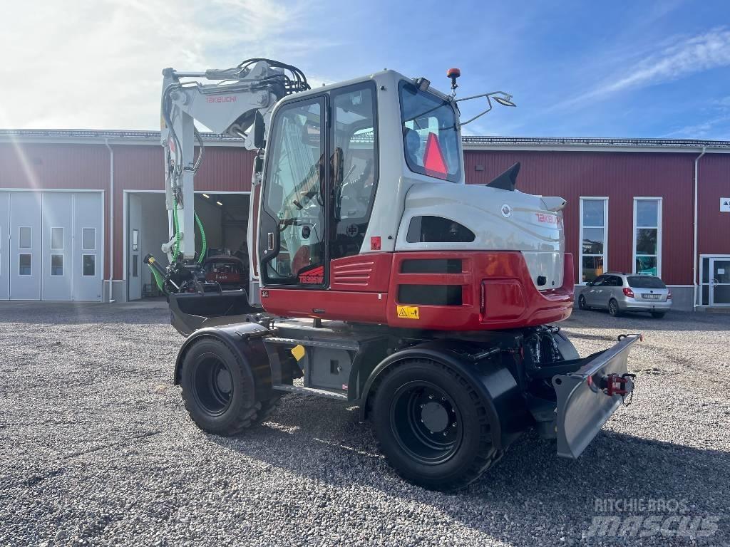 Takeuchi TB 395 W Escavatori gommati
