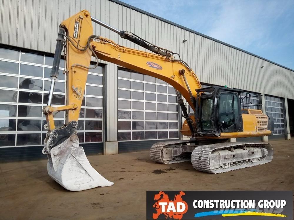 JCB JS 360 LC Escavatori cingolati