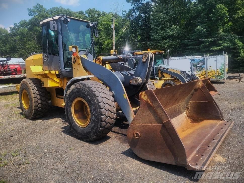 John Deere 624k Pale gommate