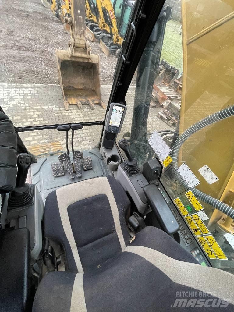 CAT 323 ELN Escavatori cingolati