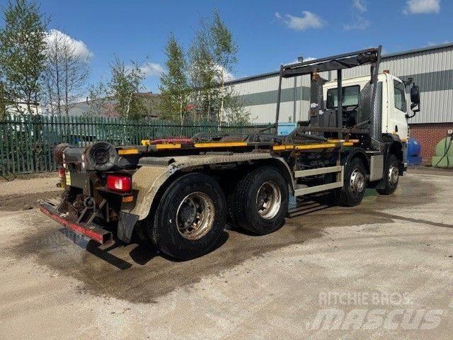 DAF CF 400 Camion con gancio di sollevamento