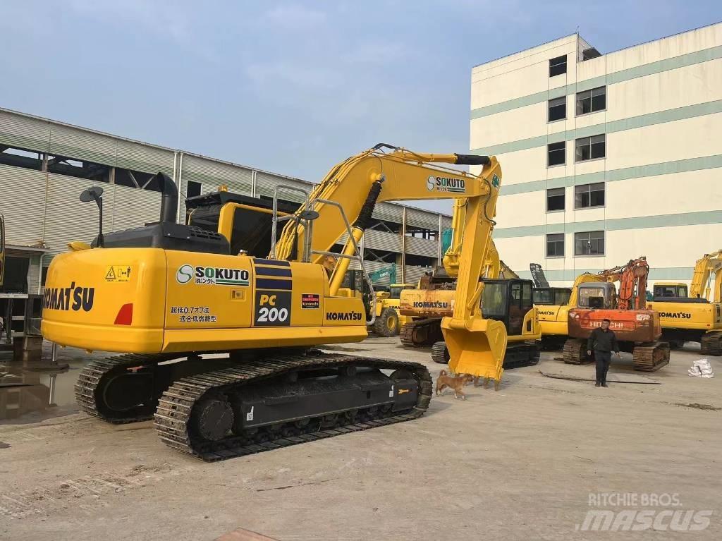 Komatsu PC 200-8N1 Escavatori cingolati