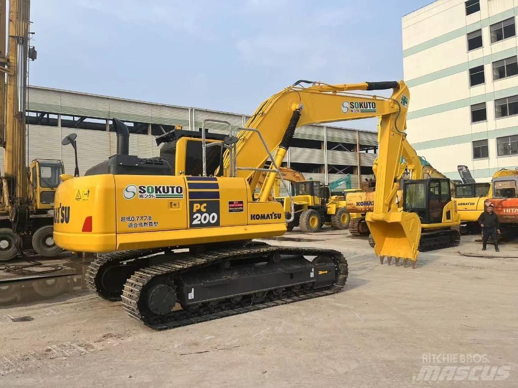 Komatsu PC 200-8N1 Escavatori cingolati