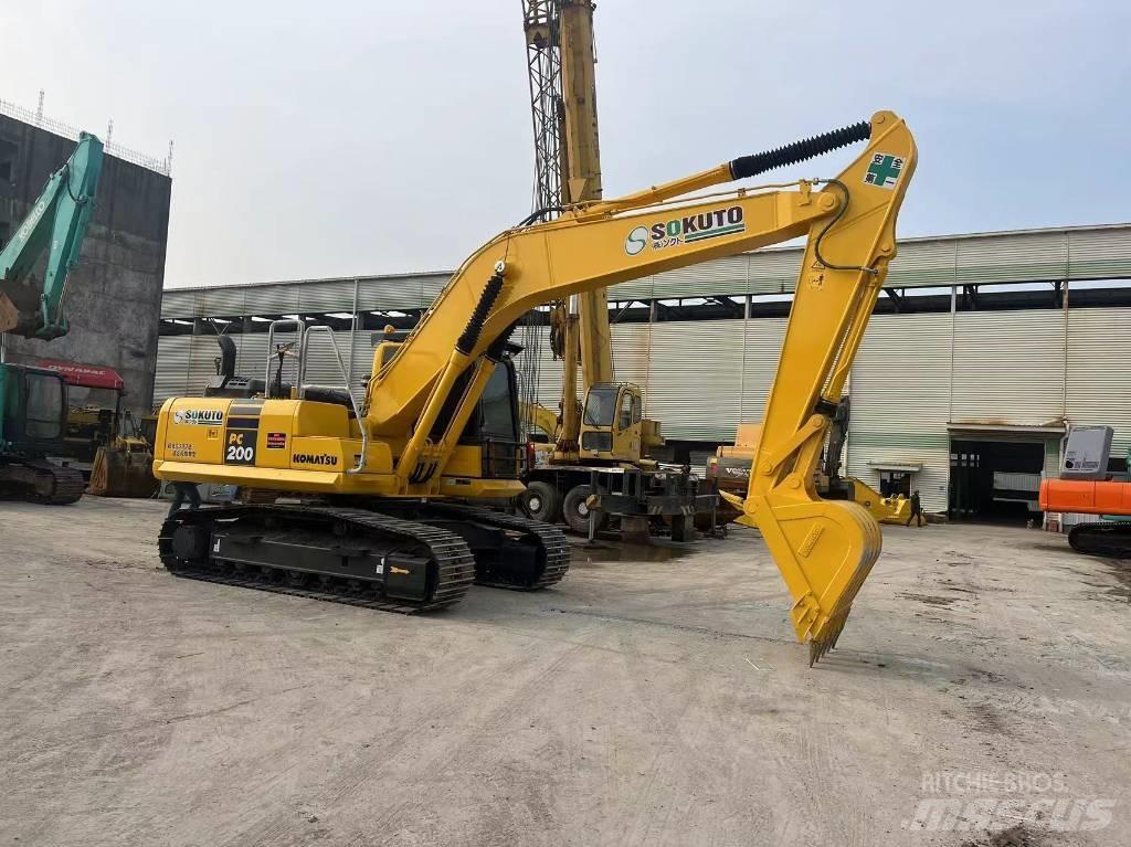 Komatsu PC 200-8N1 Escavatori cingolati