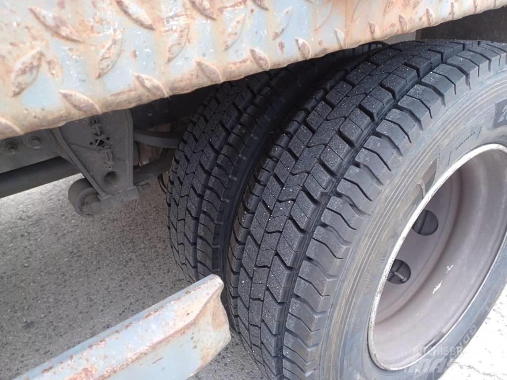 Volvo FL6 180 Camion con sponde ribaltabili