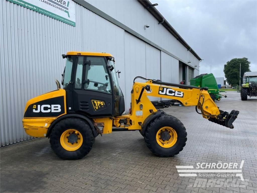 JCB TM 180 AGRI Pale gommate