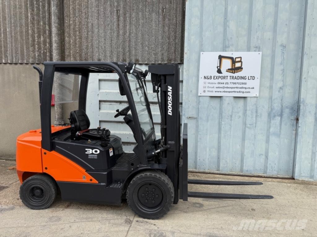 Doosan D 30 Carrelli elevatori diesel