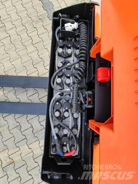 BT LWE140 Transpallet uomo a terra