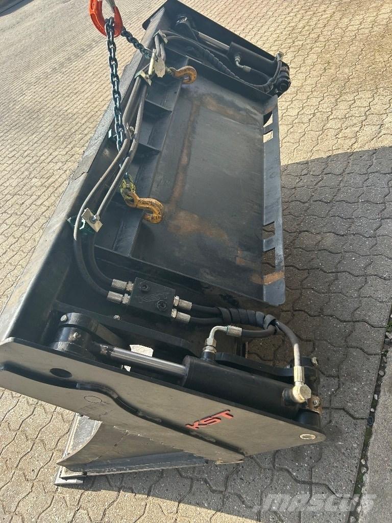  KST 4 i en skovl Benne
