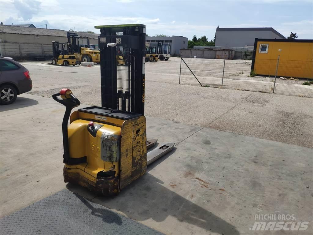Yale MS16 AC Transpallet uomo a terra