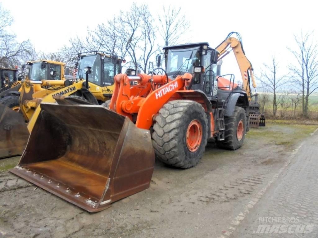 Hitachi ZW 310-6 Pale gommate
