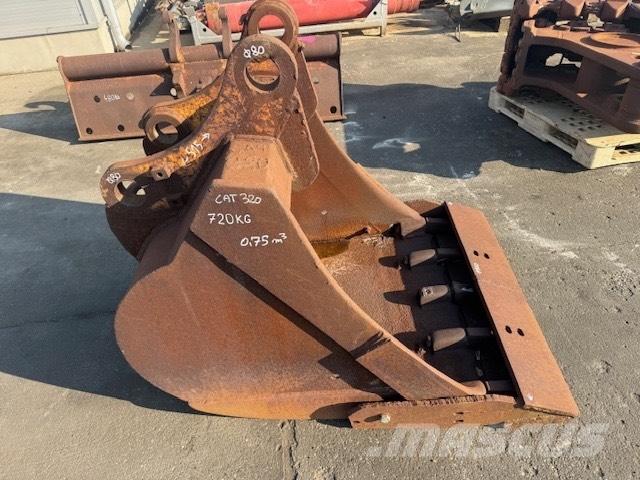 CAT 320 used bucket Retroescavatori