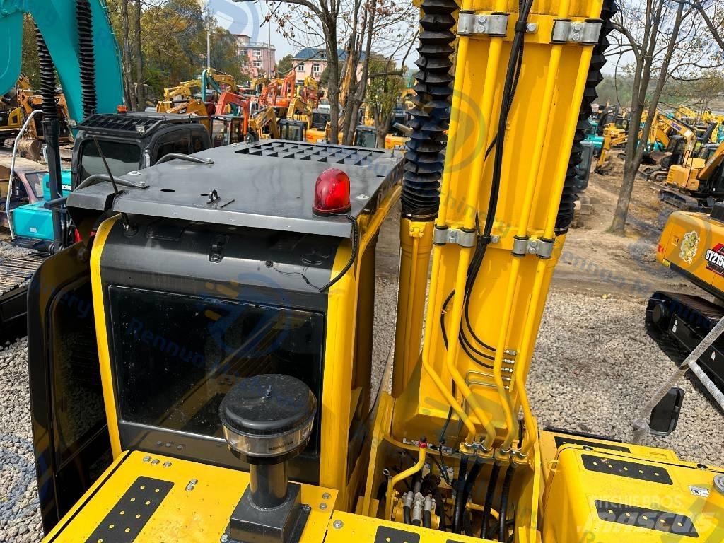 Komatsu PC 220-8 Escavatori cingolati