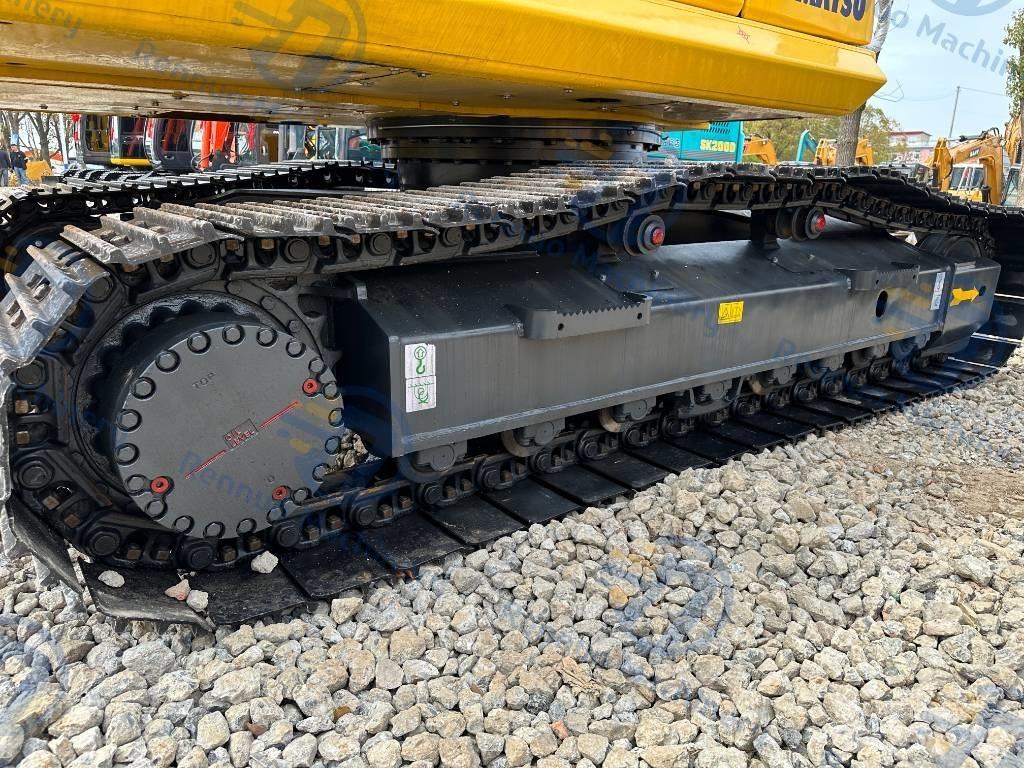 Komatsu PC 220-8 Escavatori cingolati
