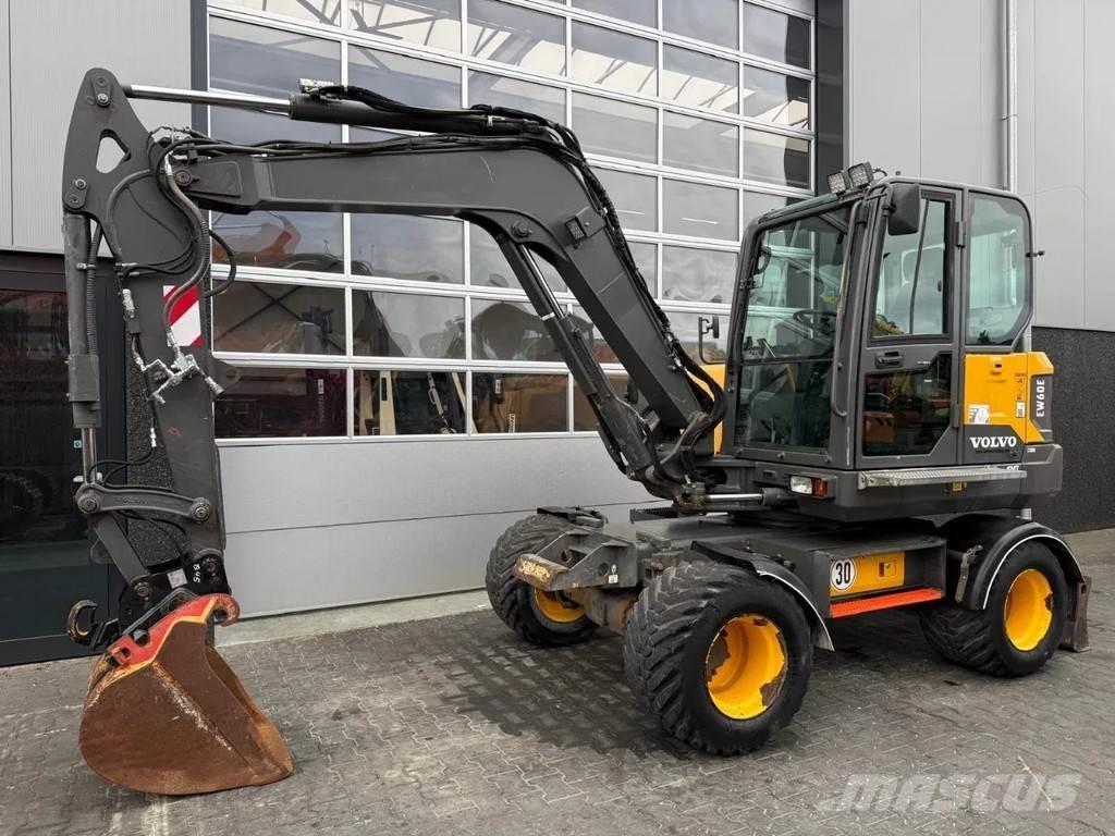 Volvo EW60E | A/C Escavatori medi 7t - 12t