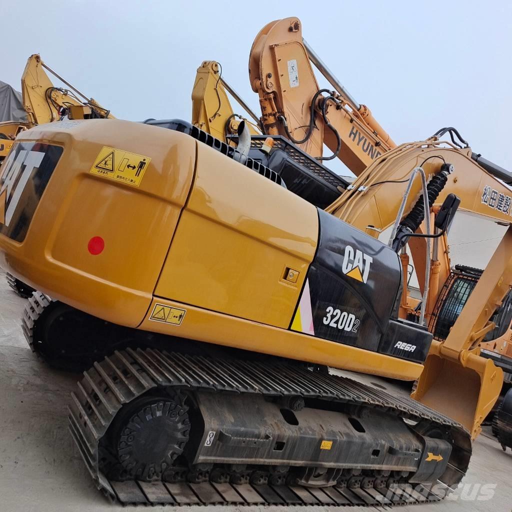 CAT 320 D2L Escavatori cingolati
