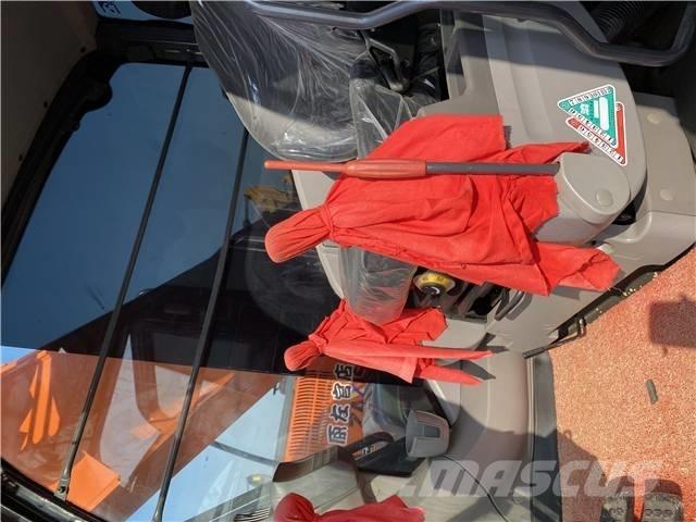 Hitachi ZX240 Escavatori cingolati