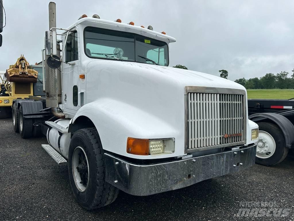 International 9400 Camion dei rifiuti
