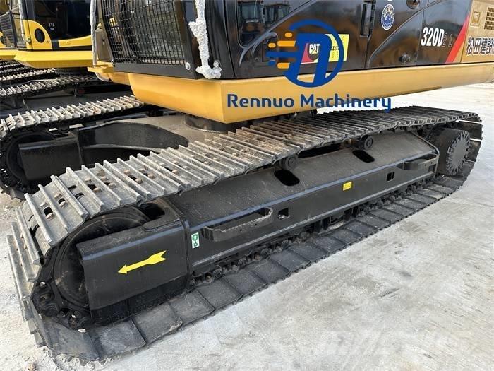 CAT 320 D2L Escavatori cingolati