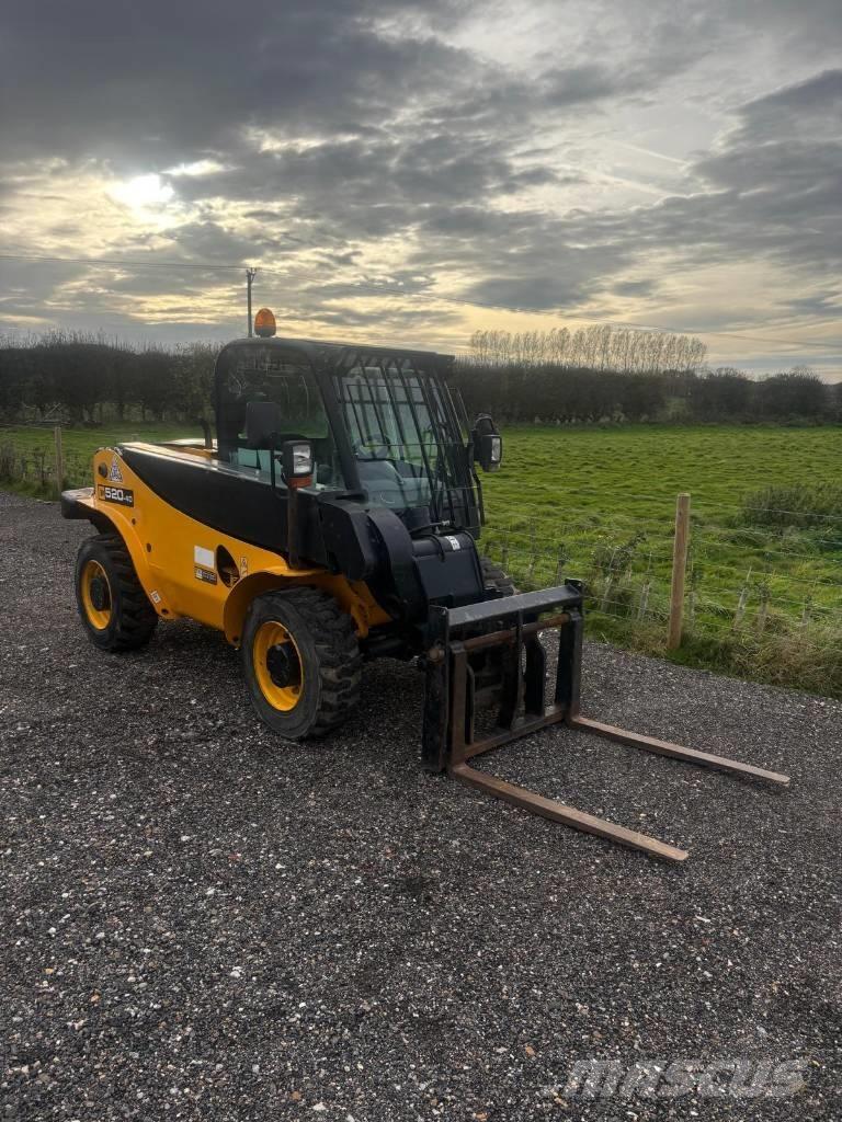 JCB 520-40 Sollevatori telescopici