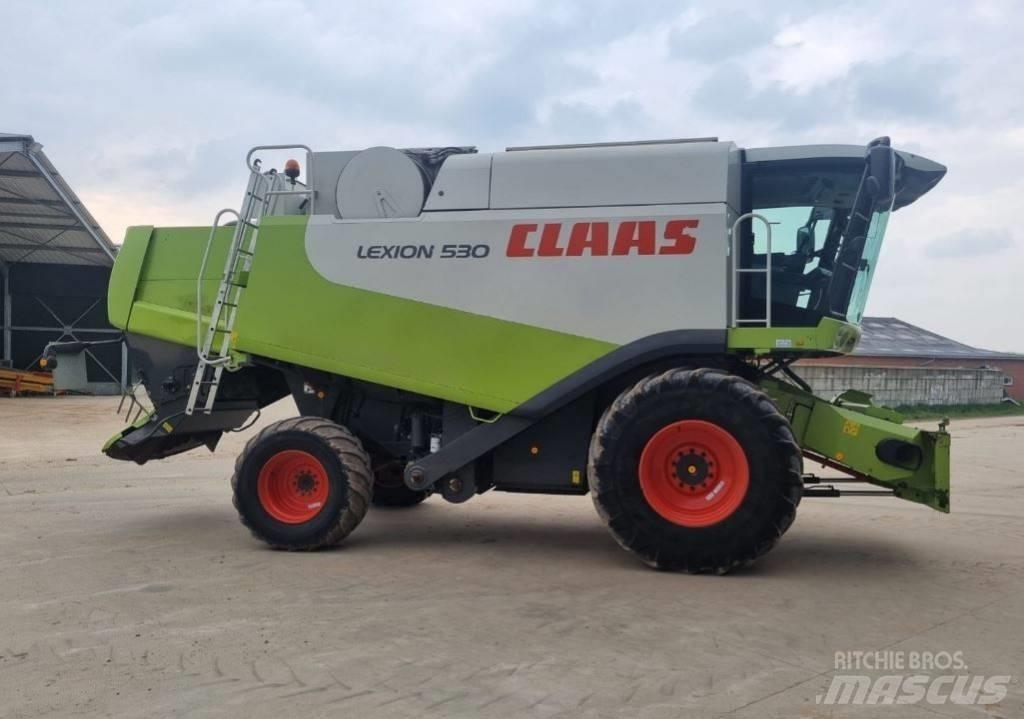 CLAAS Lexion 530 Mietitrebbiatrici