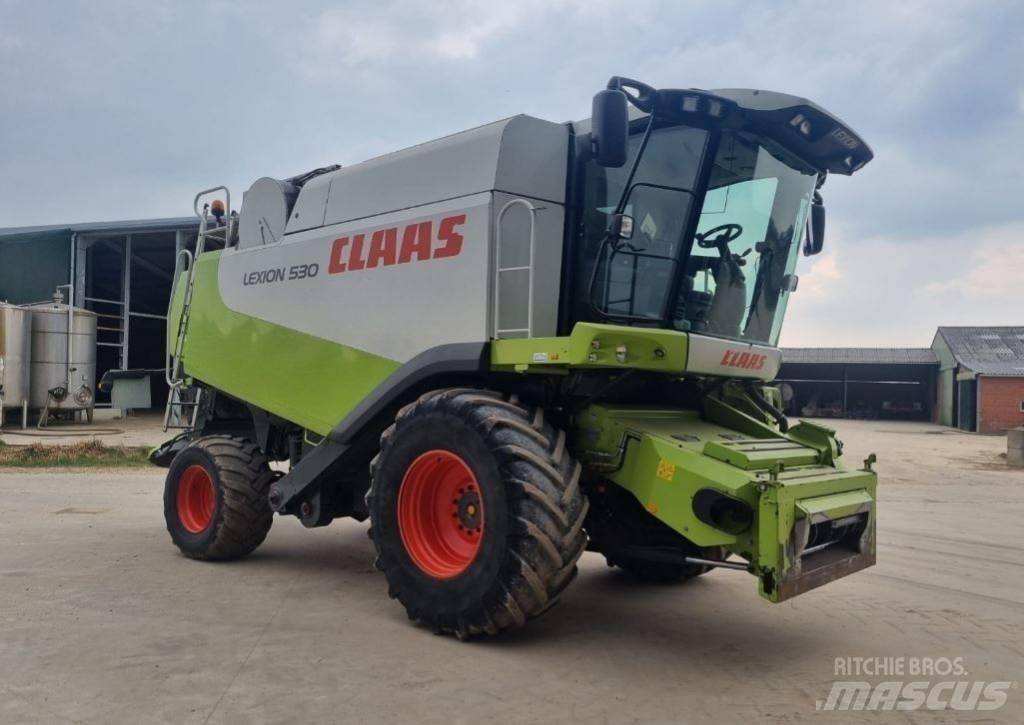CLAAS Lexion 530 Mietitrebbiatrici