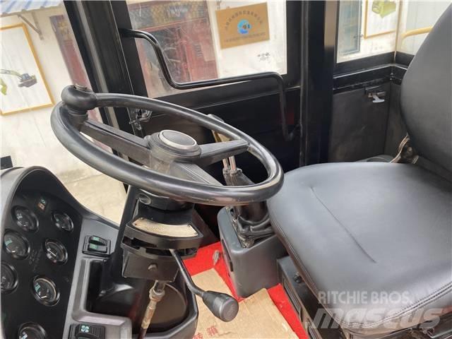 CAT 966 H Pale gommate