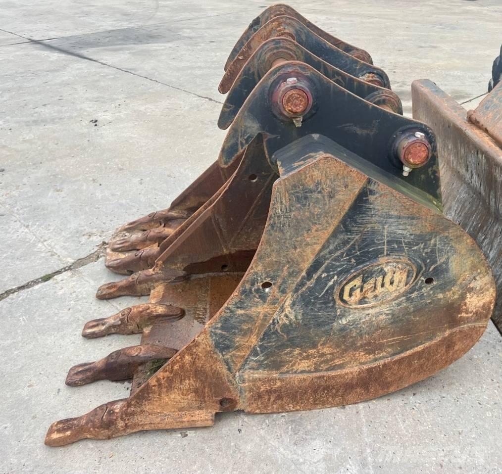 Hyundai HW140 Escavatori gommati