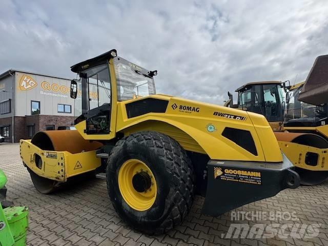 Bomag BW 213 D -5 Rulli monotamburo