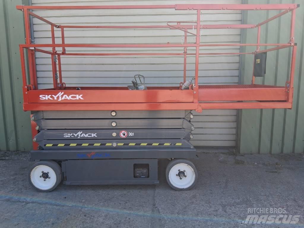 SkyJack SJ III 4626 Piattaforme a pantografo