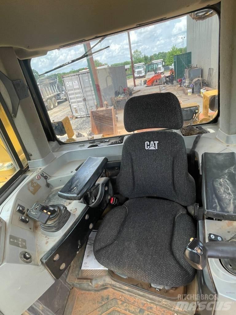 CAT D 8 T Dozer cingolati