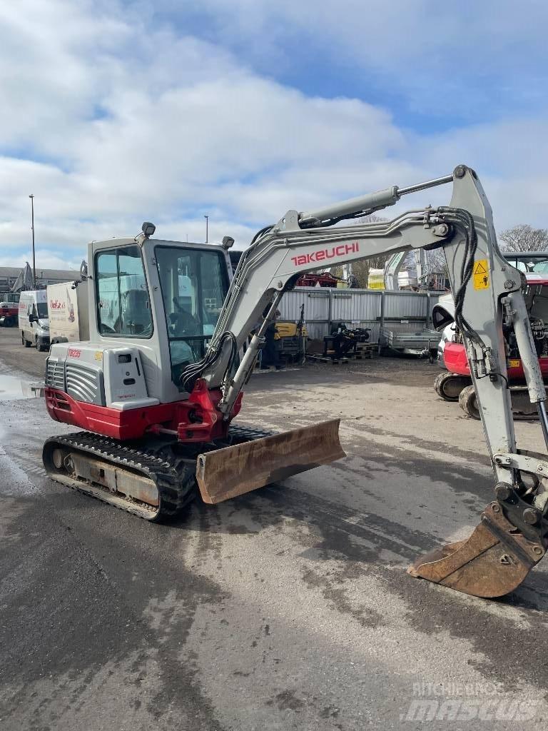 Takeuchi TB 235 Miniescavatori