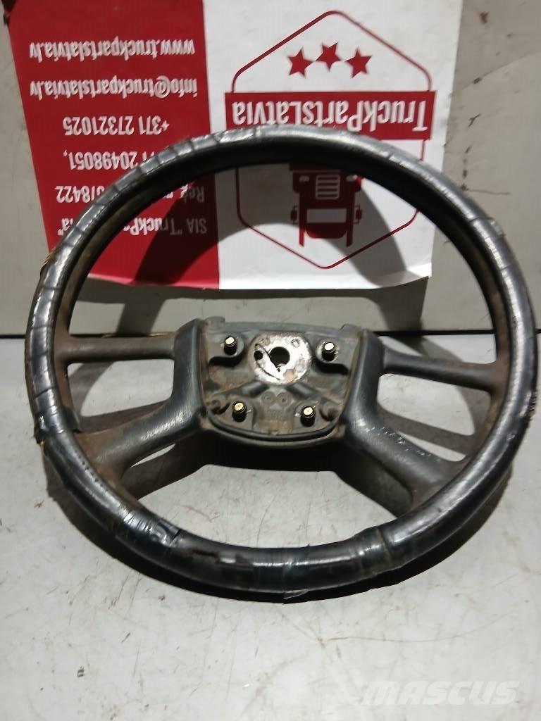 Scania R 440   1327026 Cabine e interni