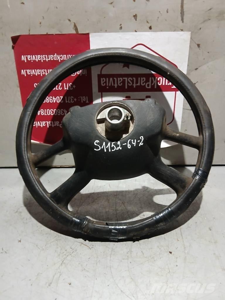 Scania R 440   1327026 Cabine e interni