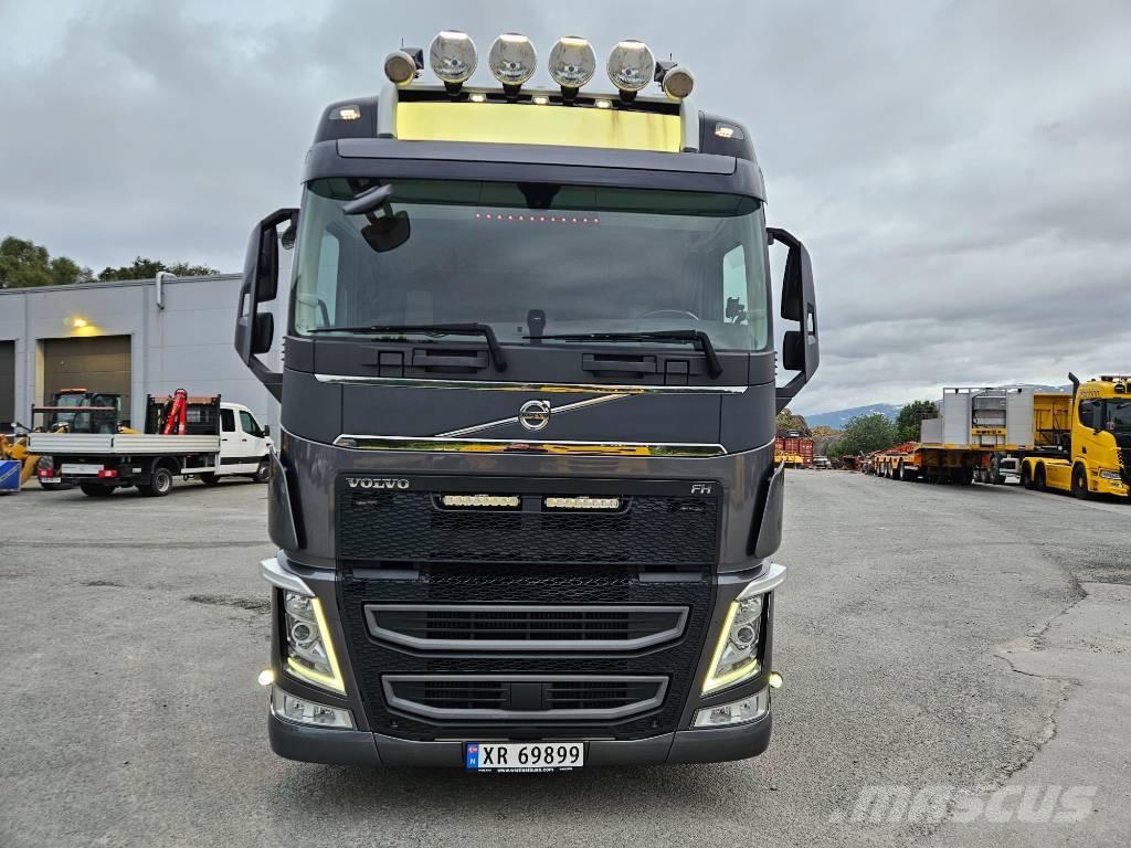 Volvo FH 13 520 Camion con gancio di sollevamento