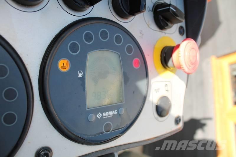 Bomag BW 135 AD-5 Rulli a doppio tamburo