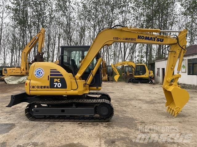 Komatsu PC70-8 Escavatori cingolati