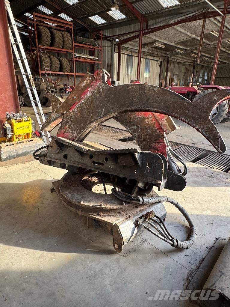 Noe NF210-6R Trattori Forestali