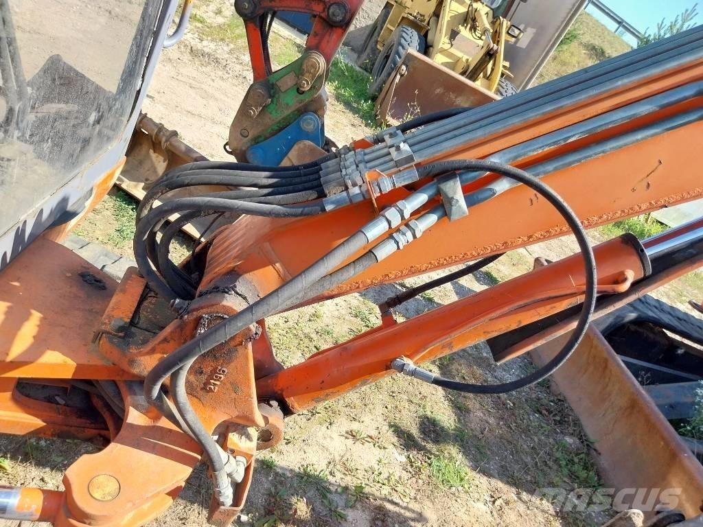 Hitachi EX 30-2 Miniescavatori