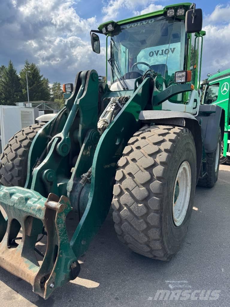 Volvo L 70 G Pale gommate