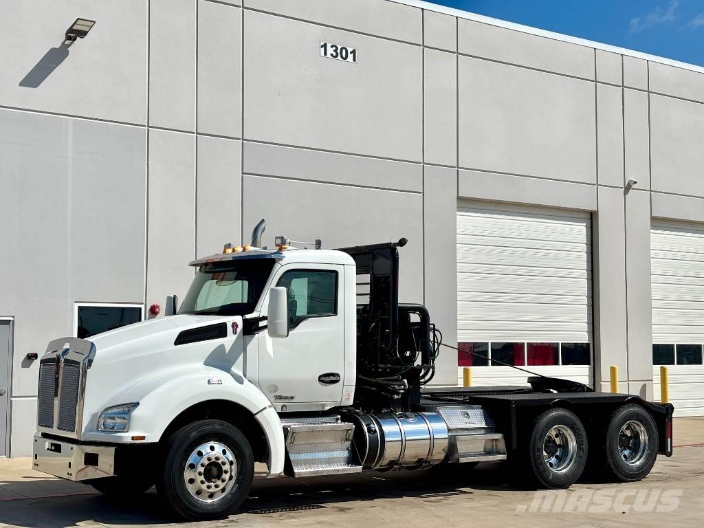Kenworth T 880 Carroattrezzi