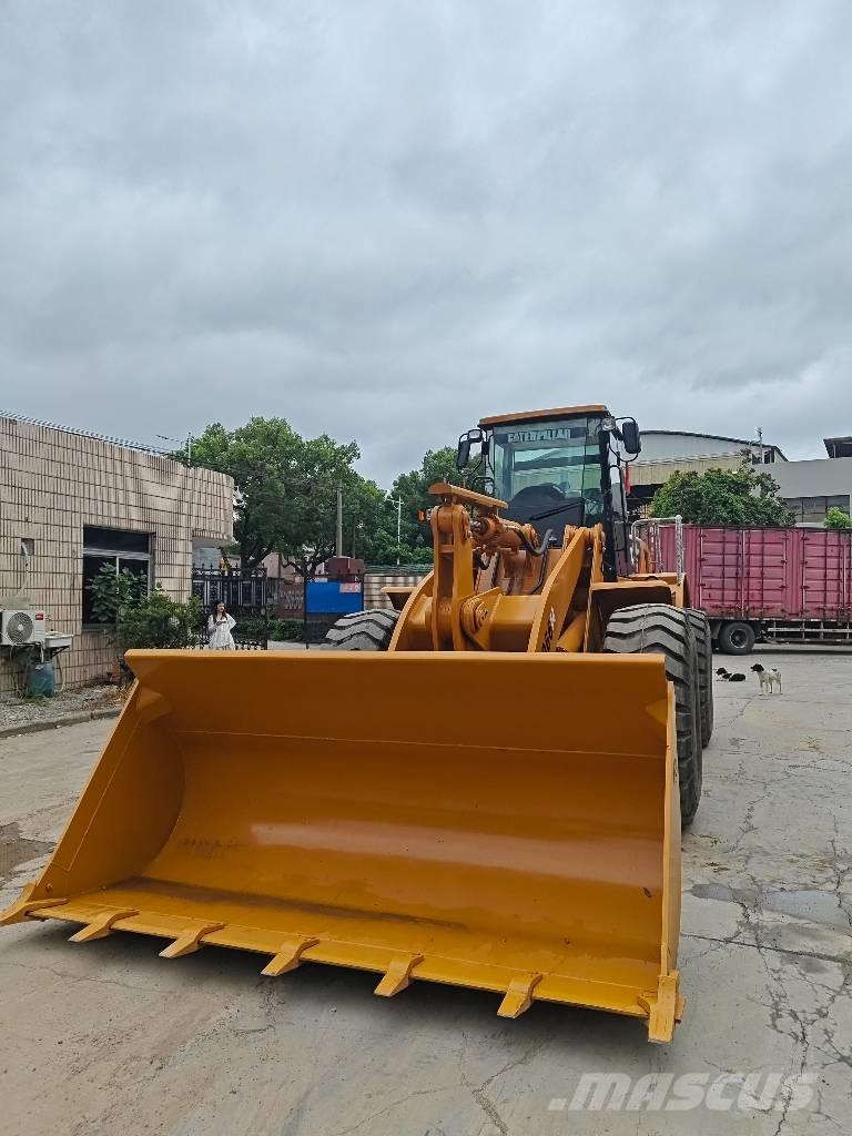 CAT 966 H Pale gommate