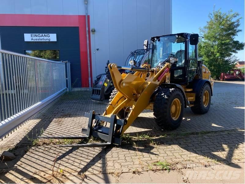 CAT 908 HL Pale gommate