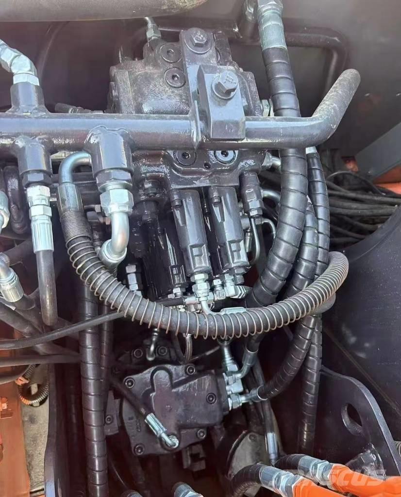 Hitachi 70 Miniescavatori
