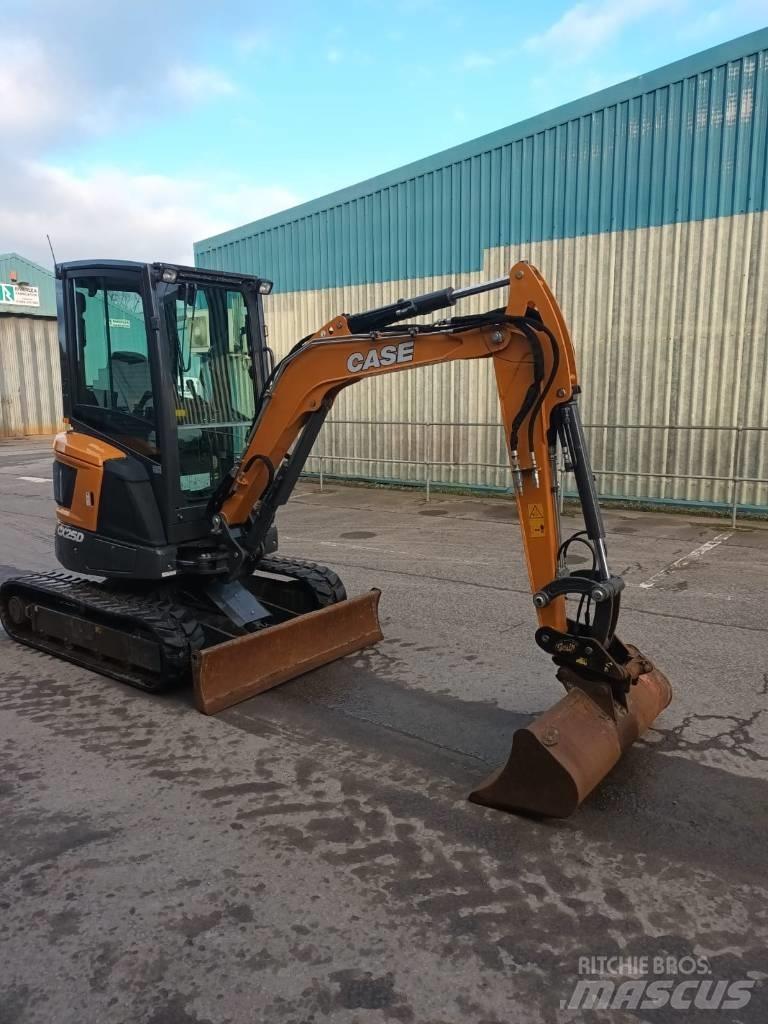 CASE CX 25 D Miniescavatori
