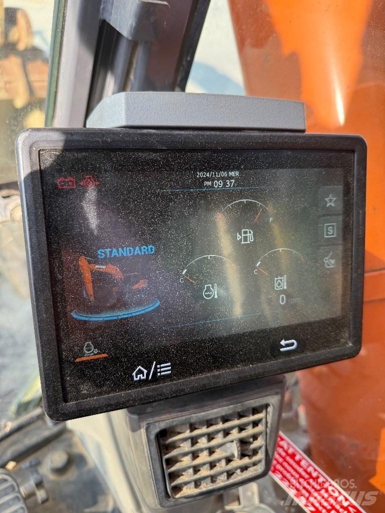 Doosan DX 420 LC Escavatori cingolati